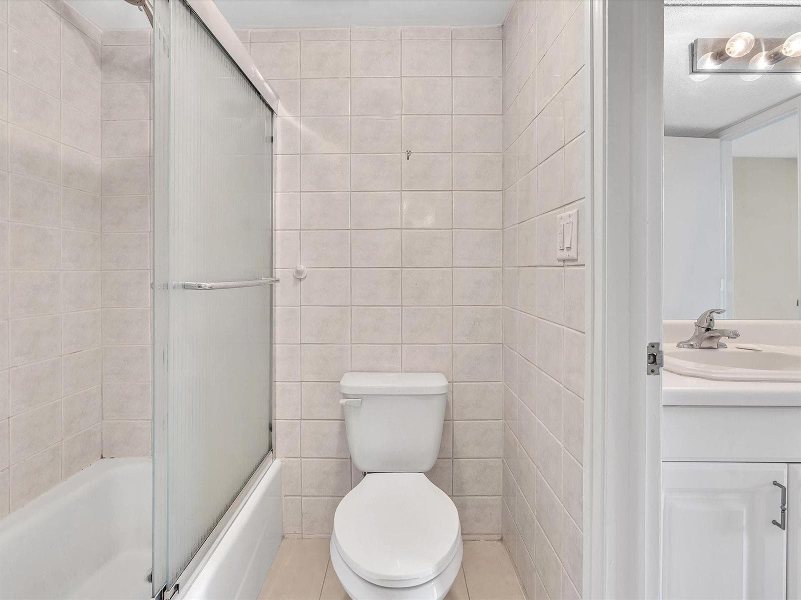 1421 S OCEAN Boulevard 116 photo 23
