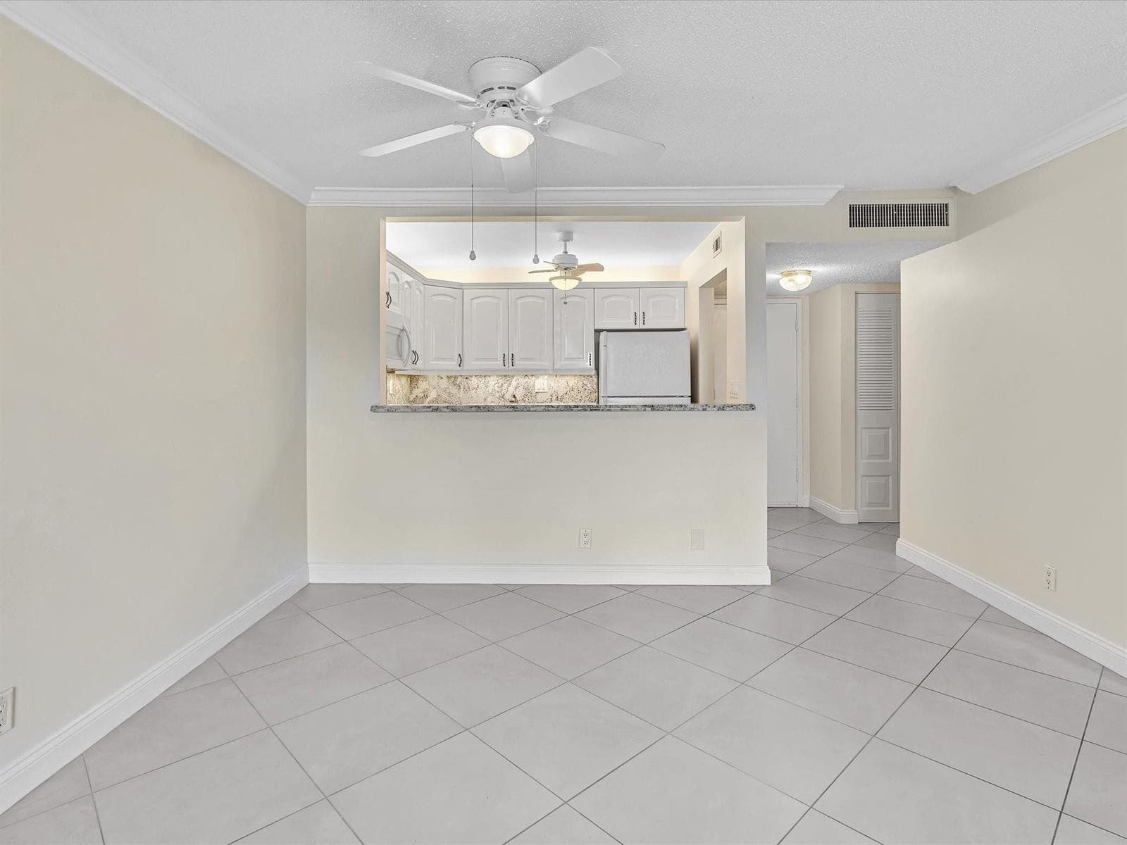 1421 S OCEAN Boulevard 116 photo 12
