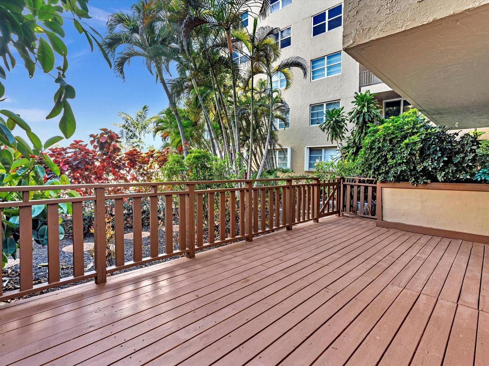 1421 S OCEAN Boulevard 116 photo 15