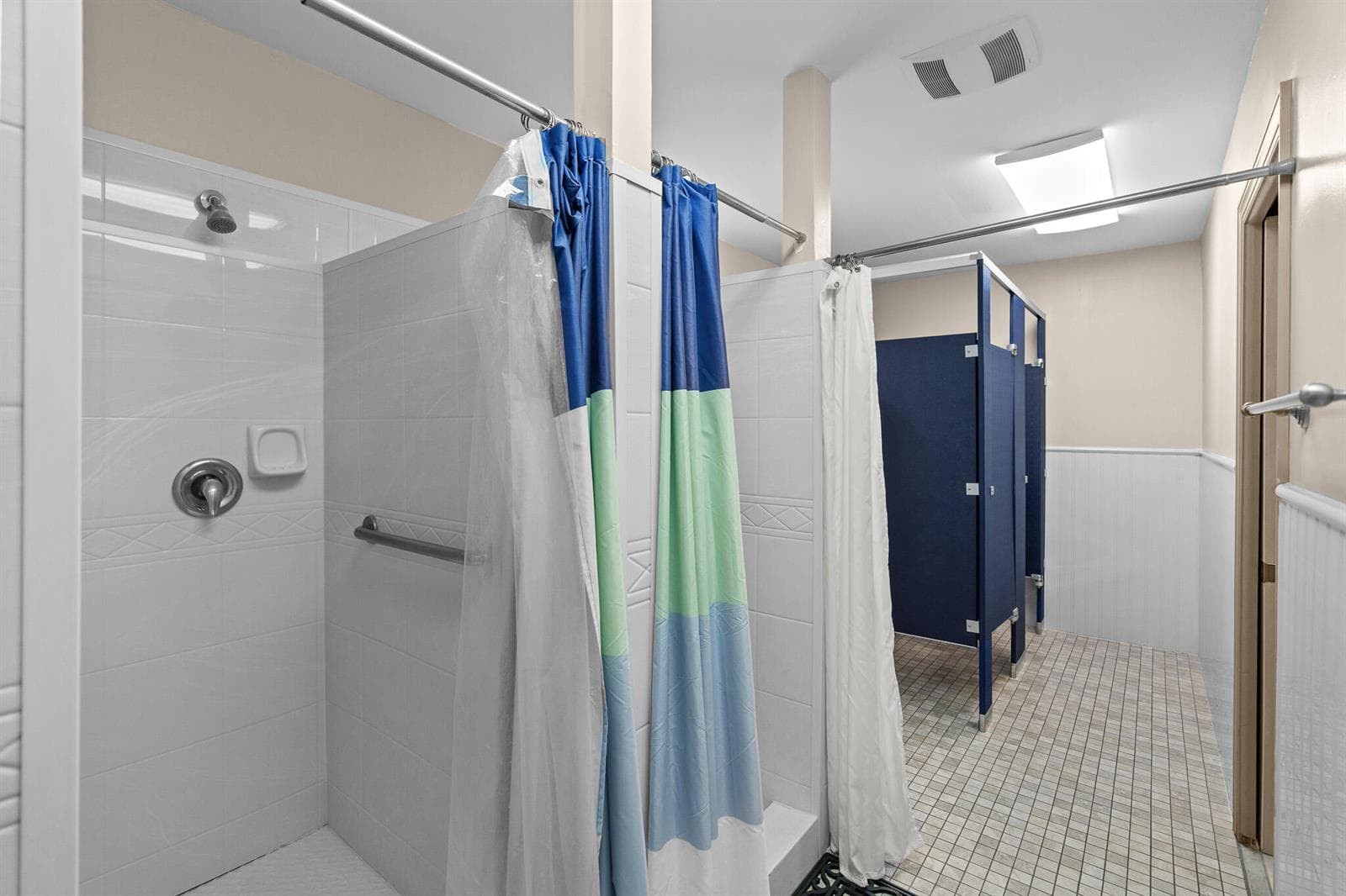 130 CYPRESS CLUB Drive 306 photo 25