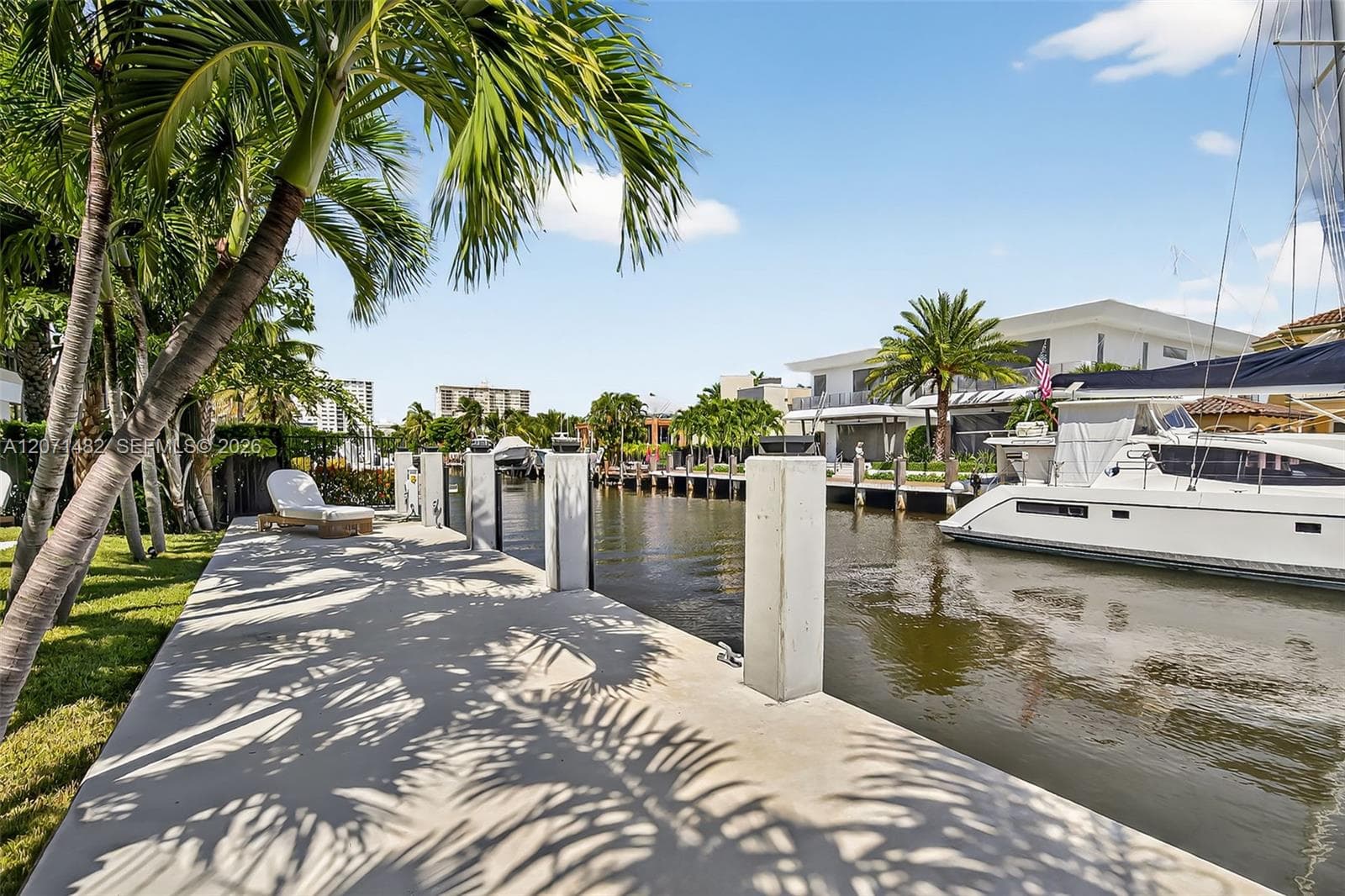 620 Solar Isle Dr photo 19