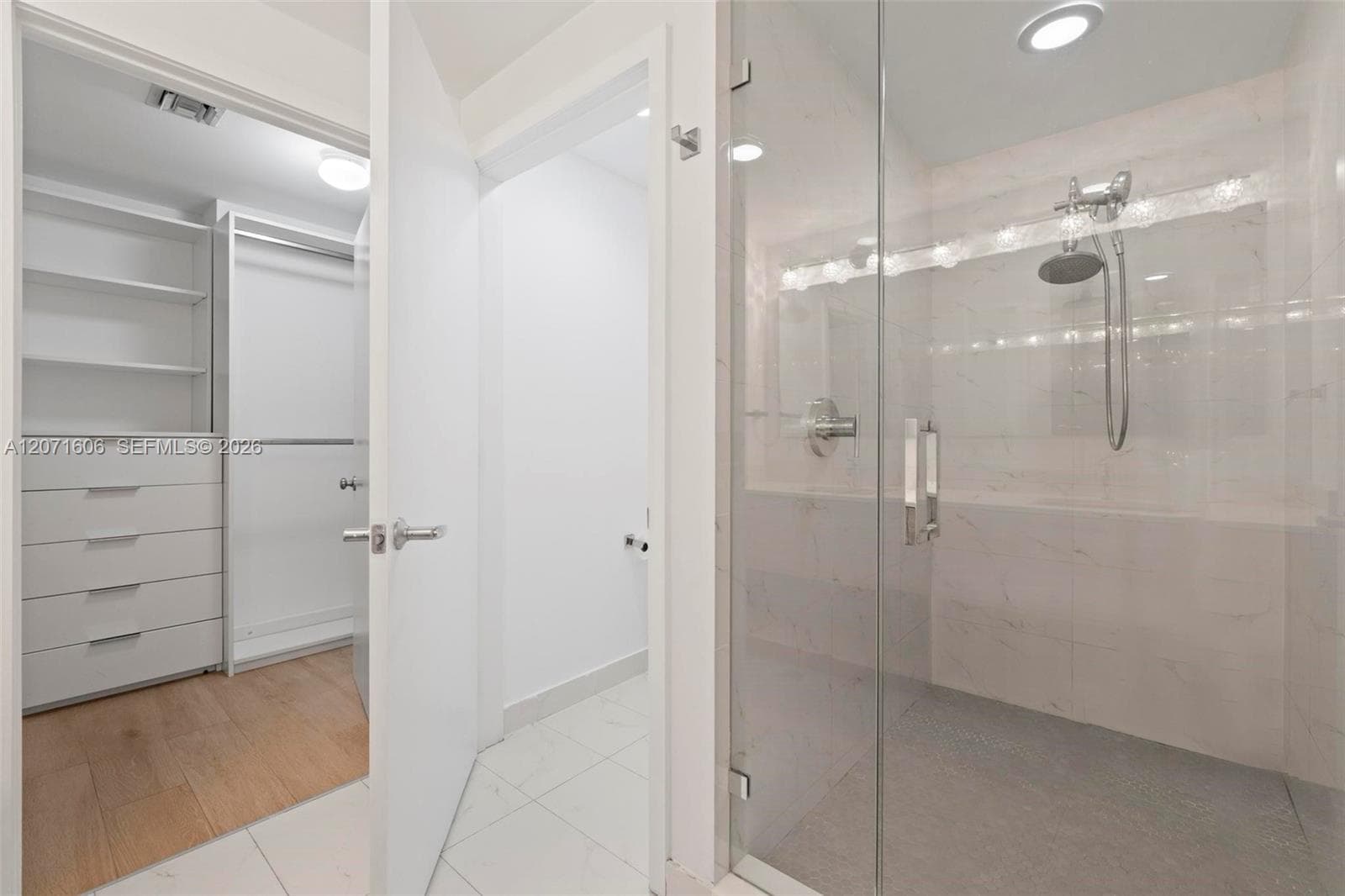 16385 Biscayne Blvd 521 photo 20