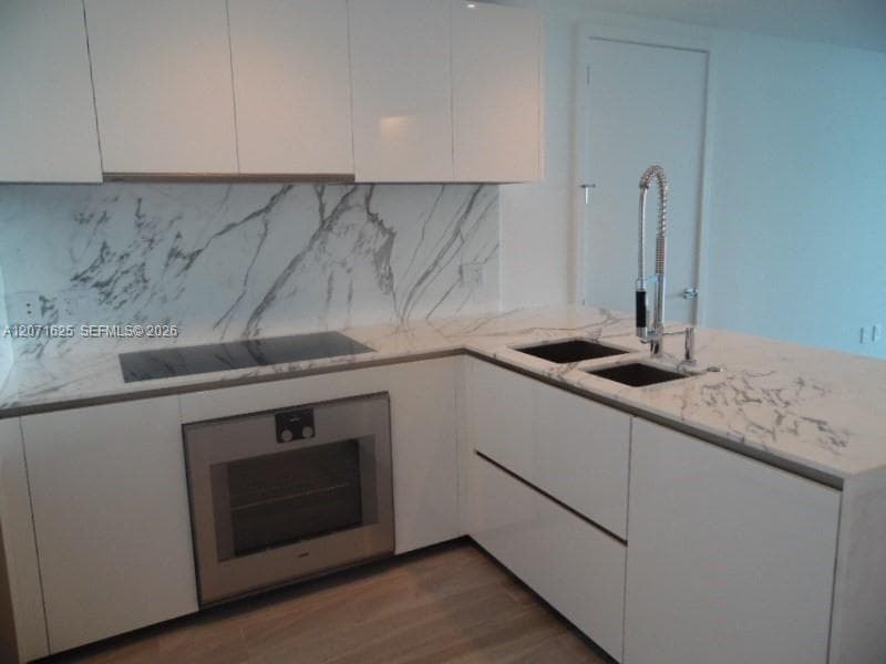 10201 Collins Ave 805 photo 6