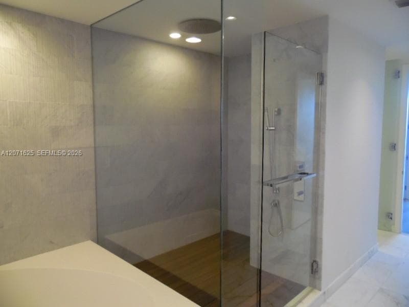 10201 Collins Ave 805 photo 13