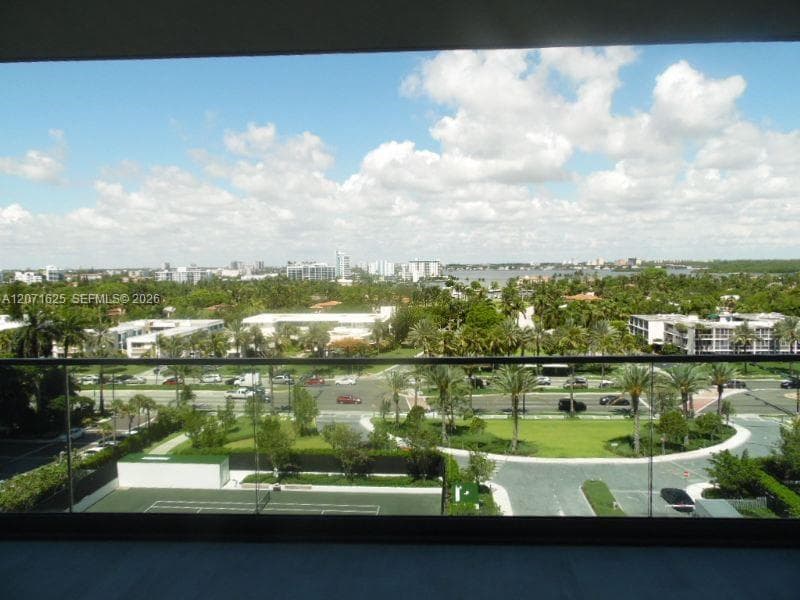 10201 Collins Ave 805 photo 20