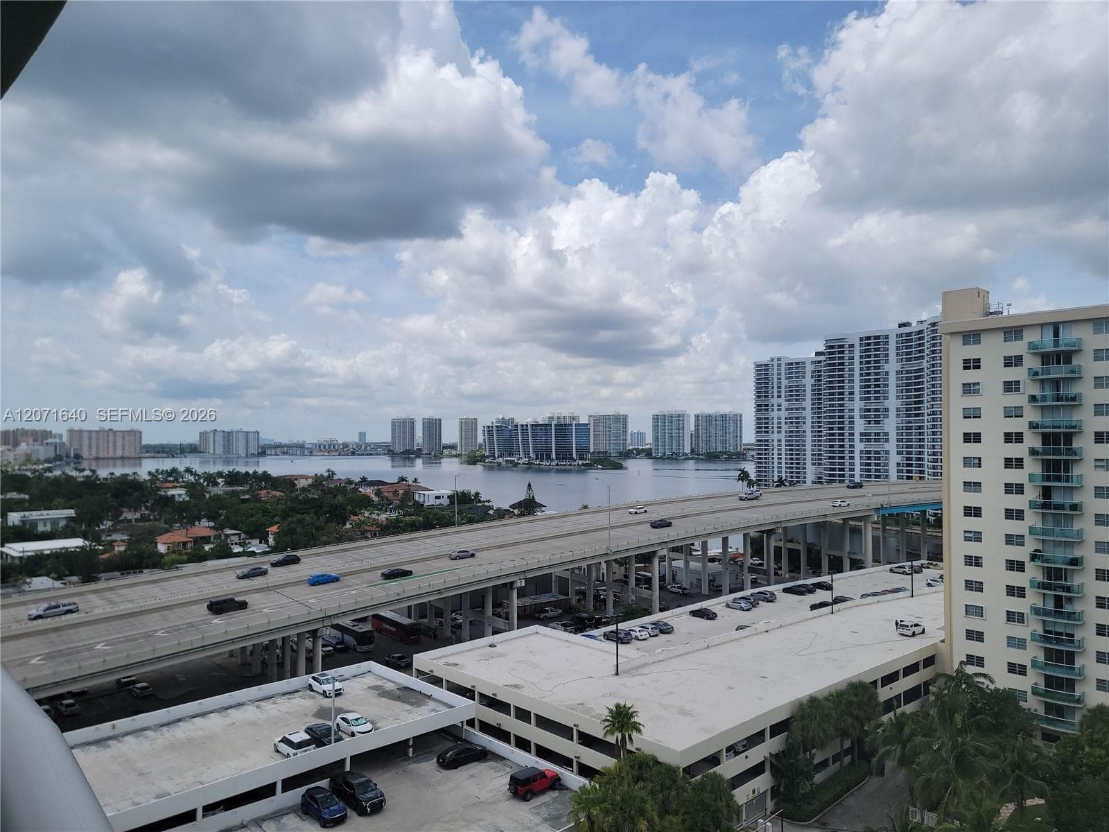 19380 Collins Ave Ph21 photo 17