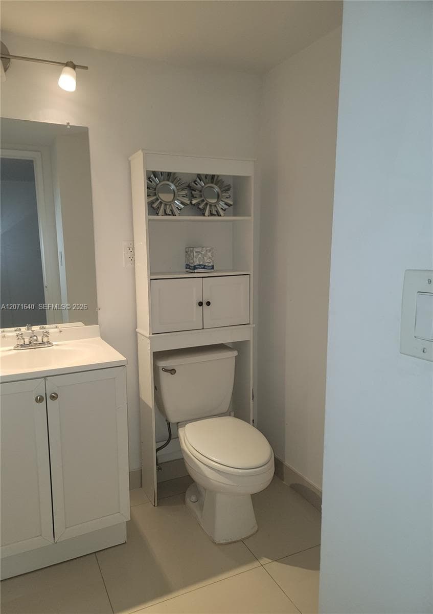 19380 Collins Ave Ph21 photo 12