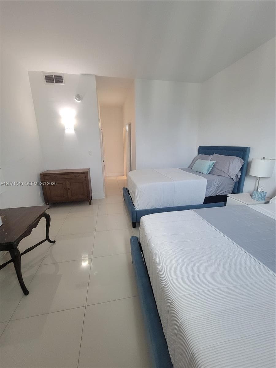 19380 Collins Ave Ph21 photo 7