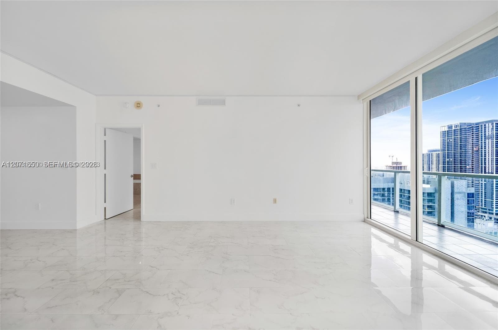 244 Biscayne Blvd 3704 photo 24