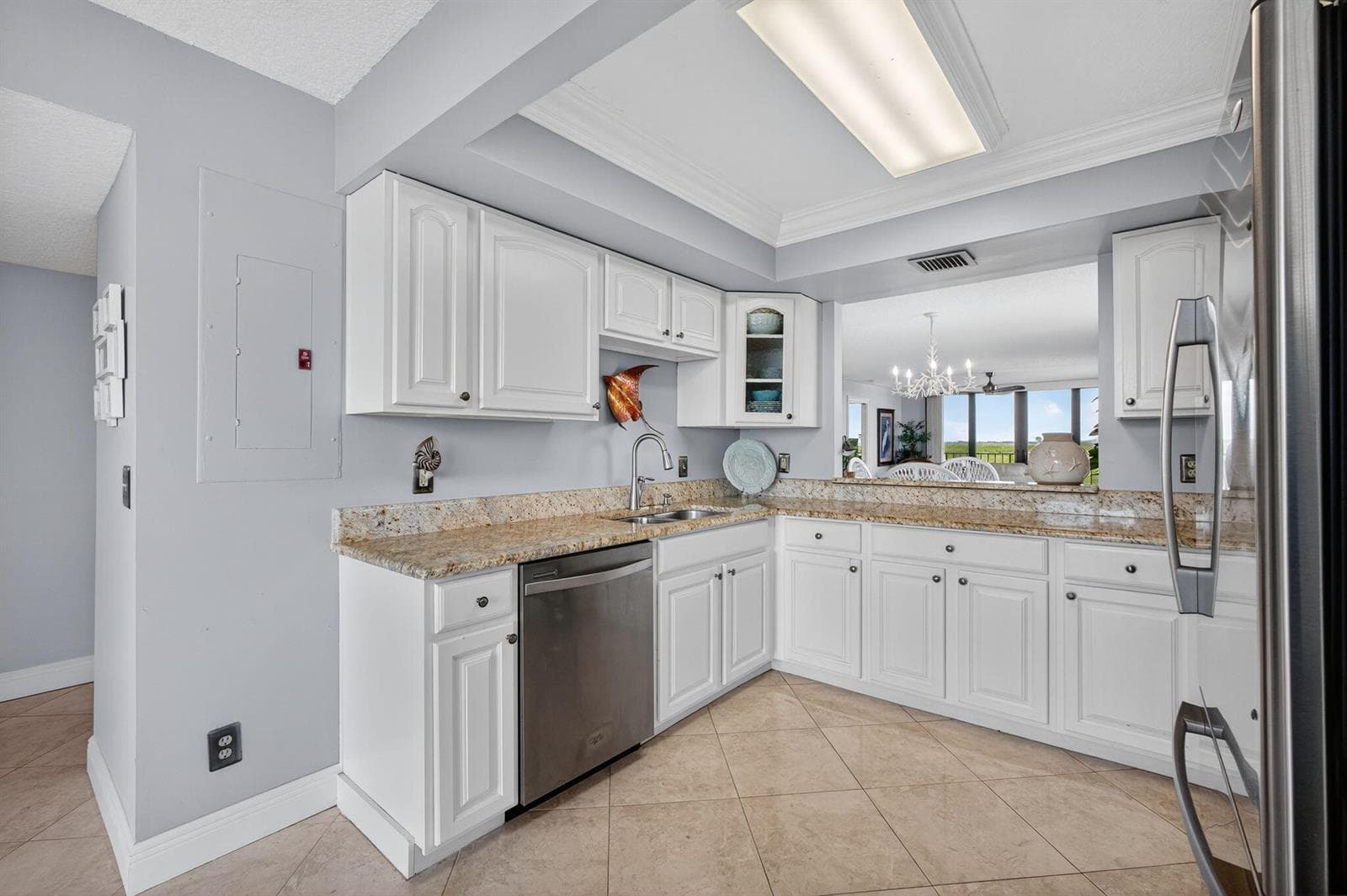 5059 N Hwy A1A 406 photo 20