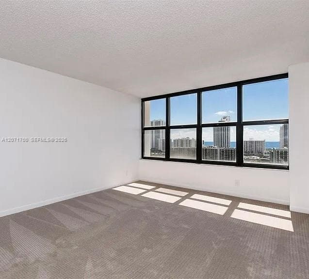 2500 Parkview Dr 1705 photo 9