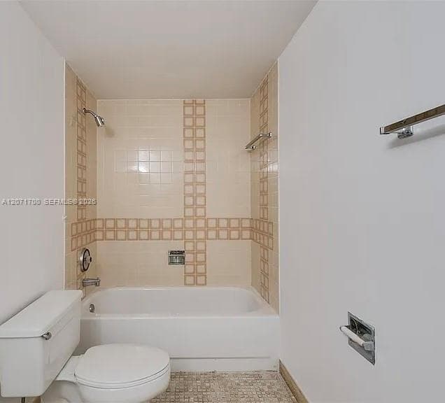2500 Parkview Dr 1705 photo 15