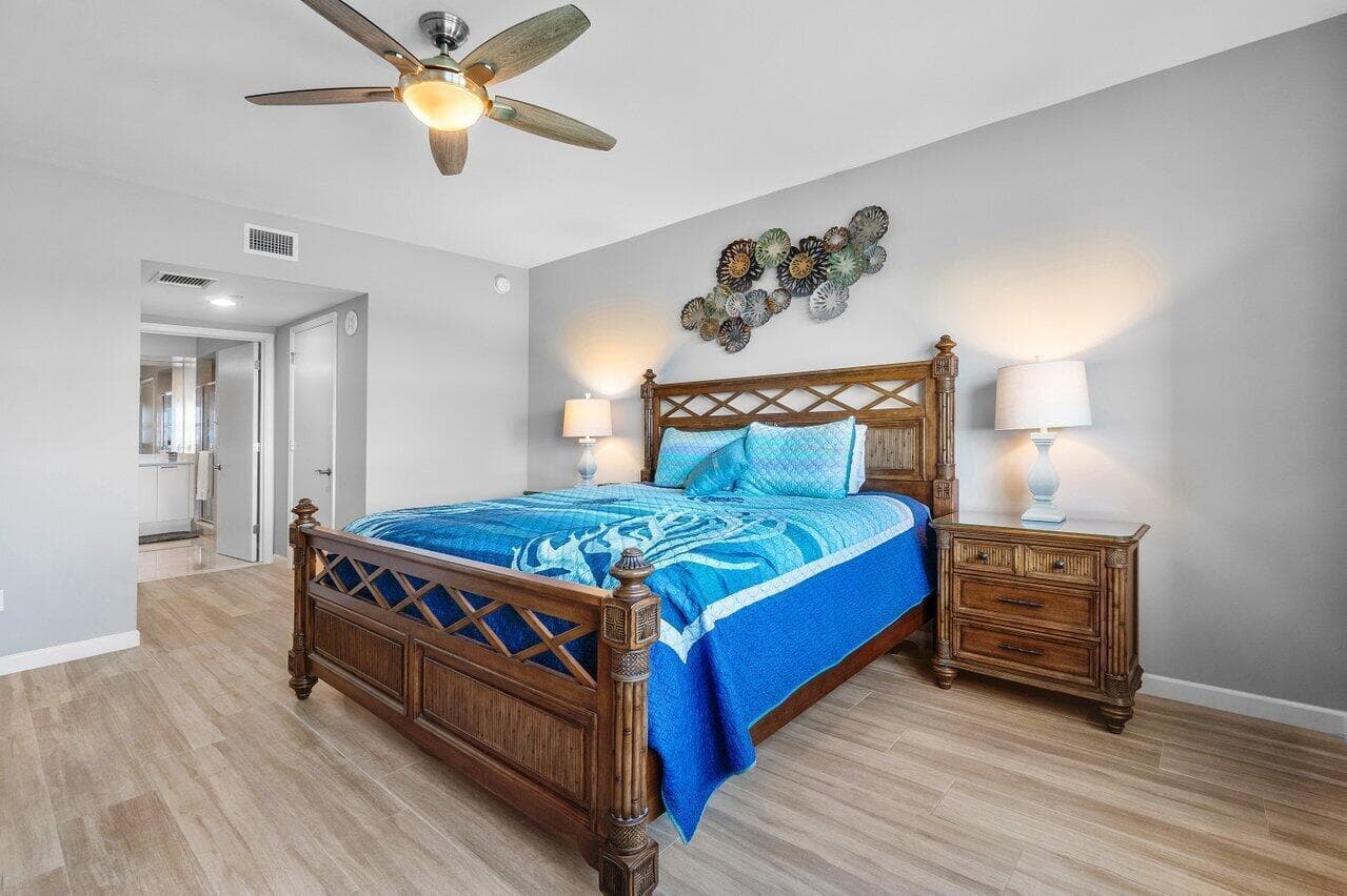 2640 Lake Shore Drive 711 photo 20