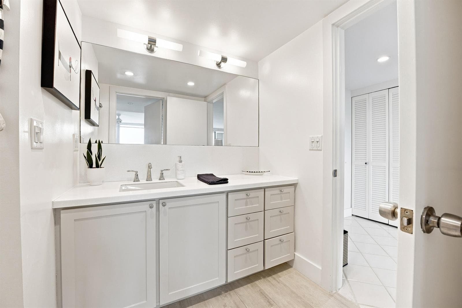 3589 S Ocean Boulevard 808 photo 12
