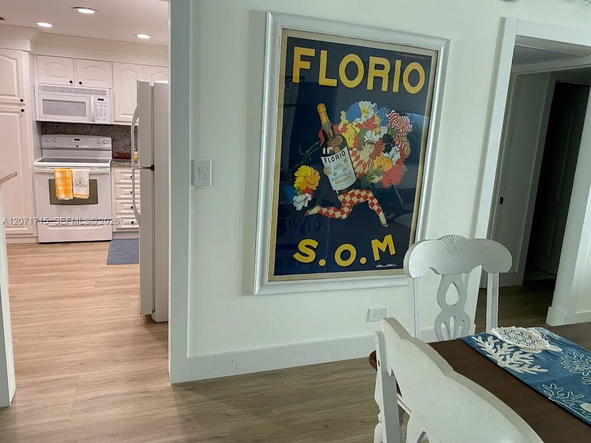 5005 Collins Ave 722 photo 13