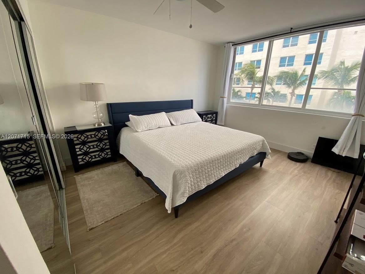 5005 Collins Ave 722 photo 16