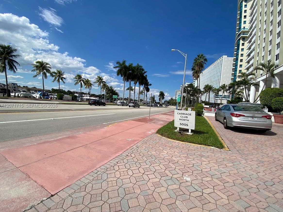 5005 Collins Ave 722 photo 3