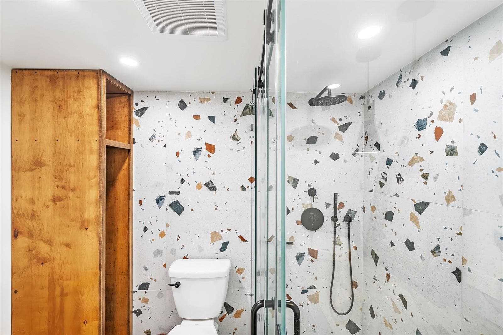 3051 NE 48TH Street 301 photo 18