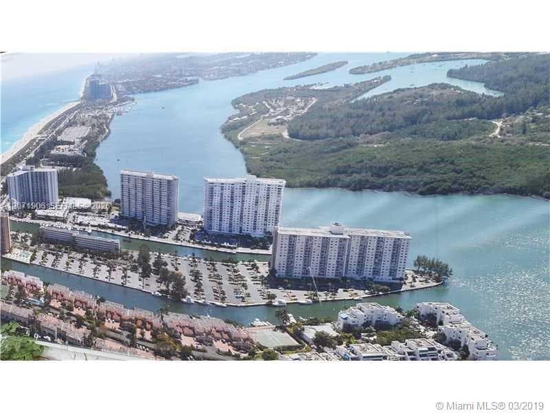 300 Bayview Dr 1707 photo 3