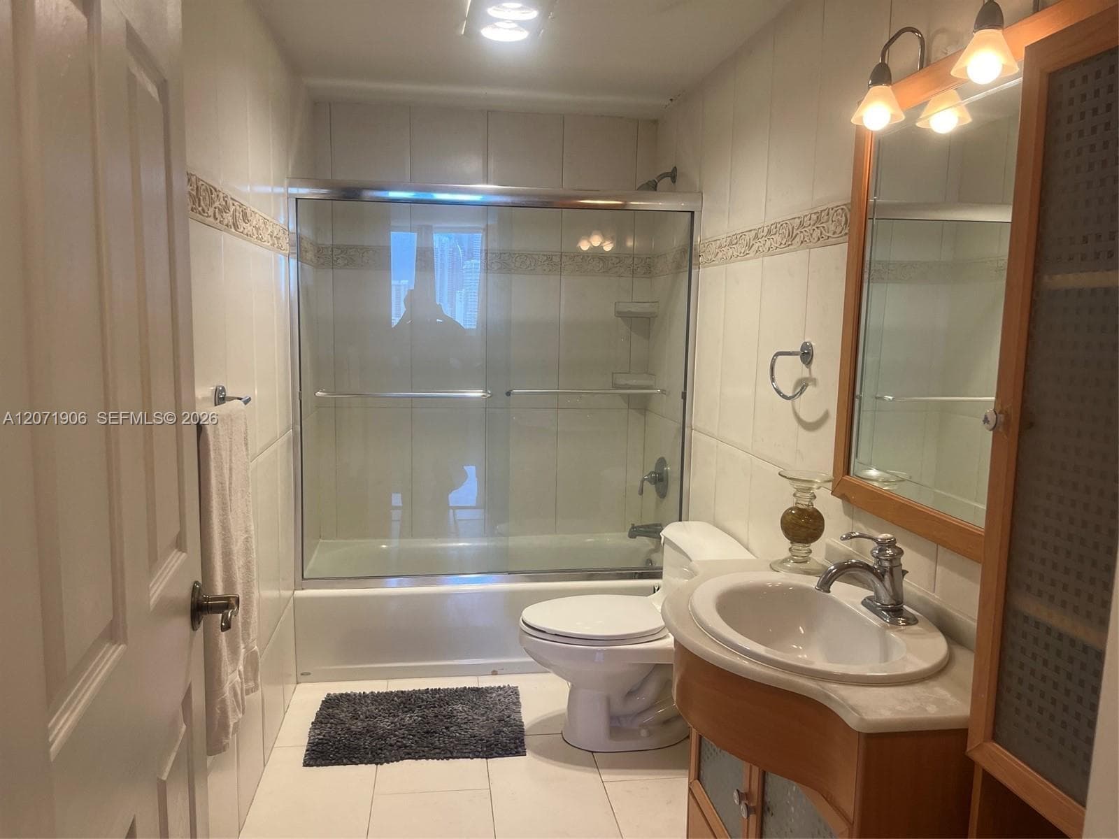 300 Bayview Dr 1707 photo 20