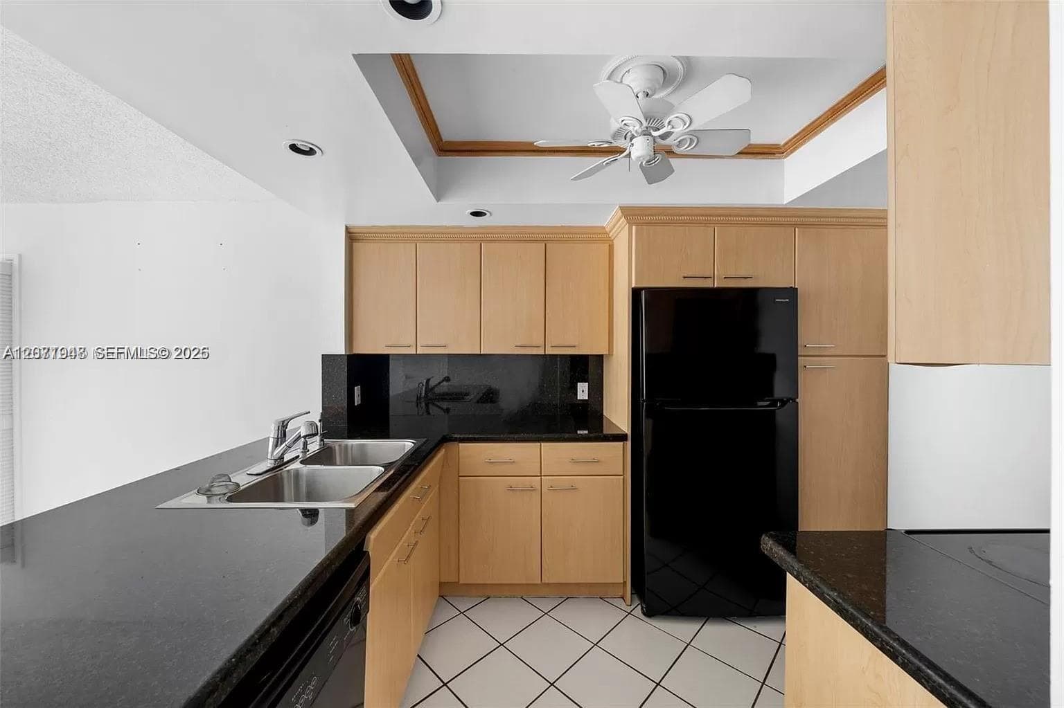 1228 West Ave 1415 photo 8