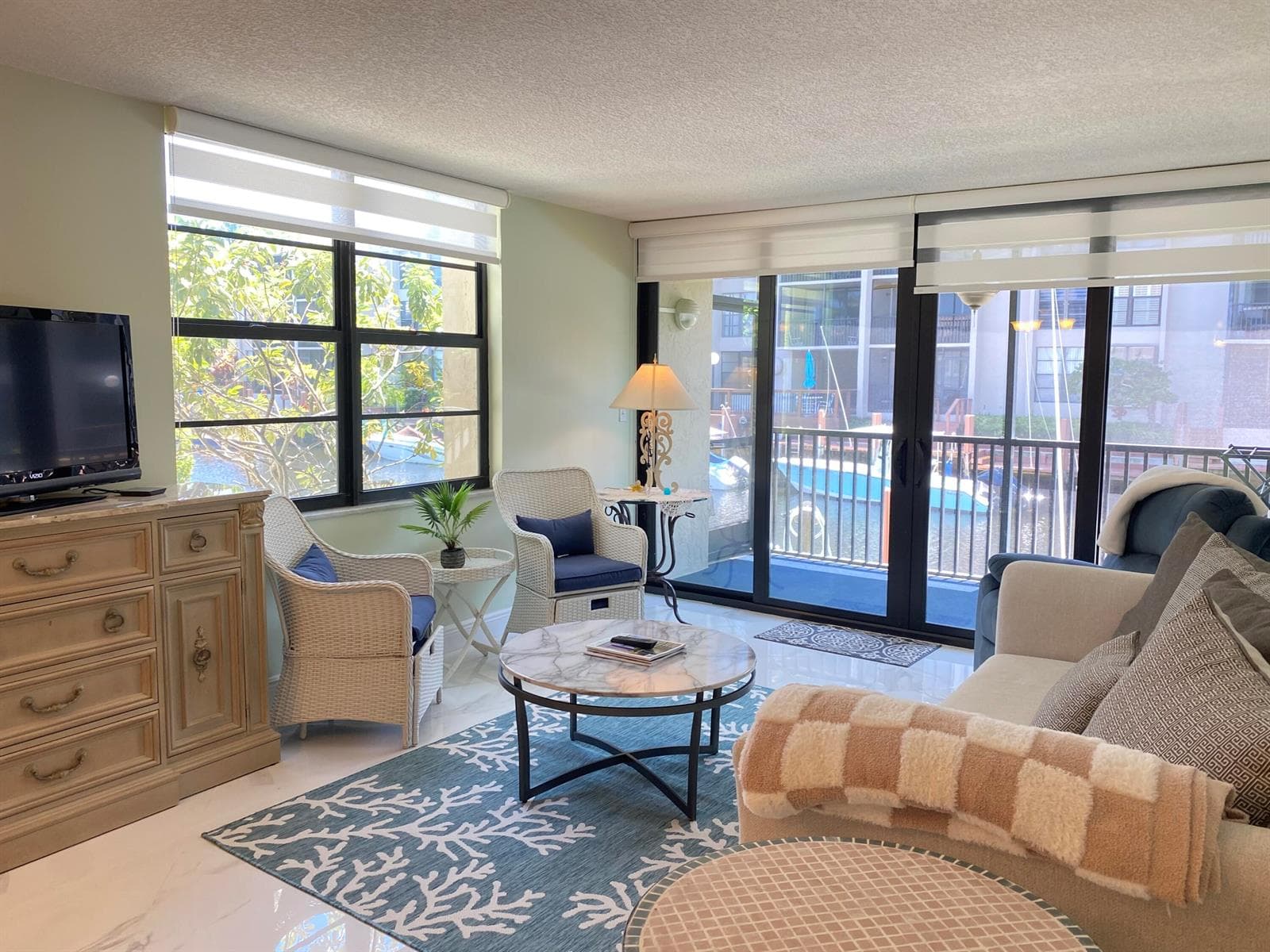 2 Royal Palm Way 101 photo 1
