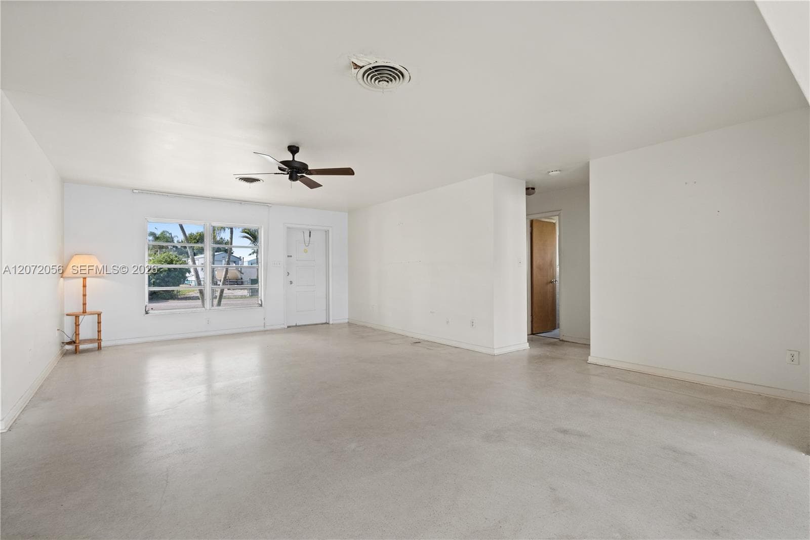 216 SW Cabana Point Cir photo 7