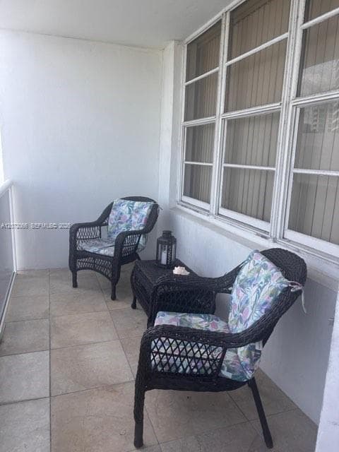 3725 S Ocean Dr 1417 photo 2