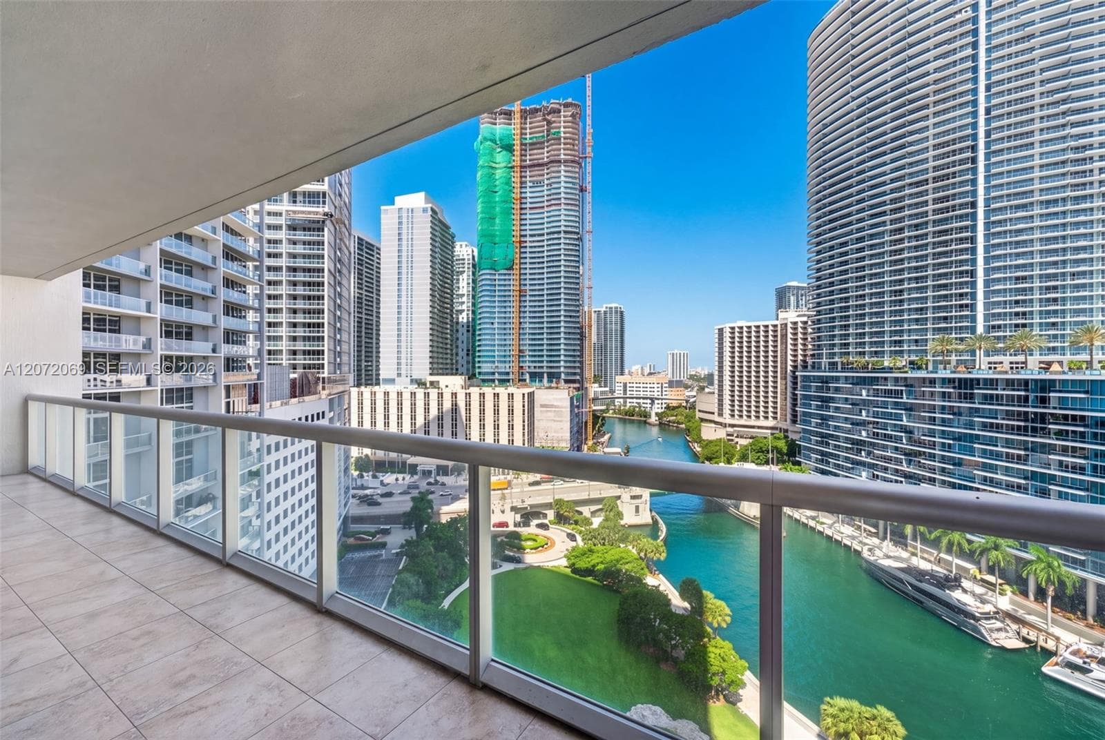 465 Brickell Ave 1602 photo 24