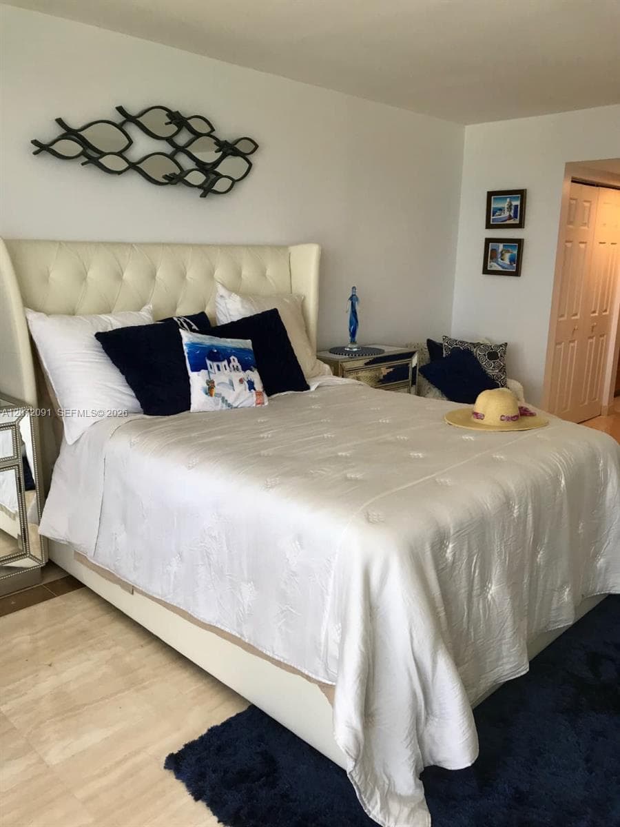 9341 Collins Ave 1203 photo 3