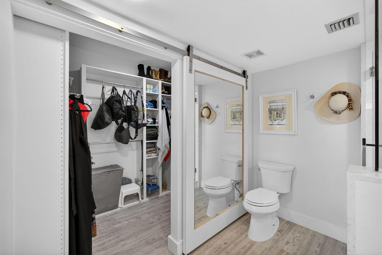 1901 MARINA ISLE Way 304 photo 24