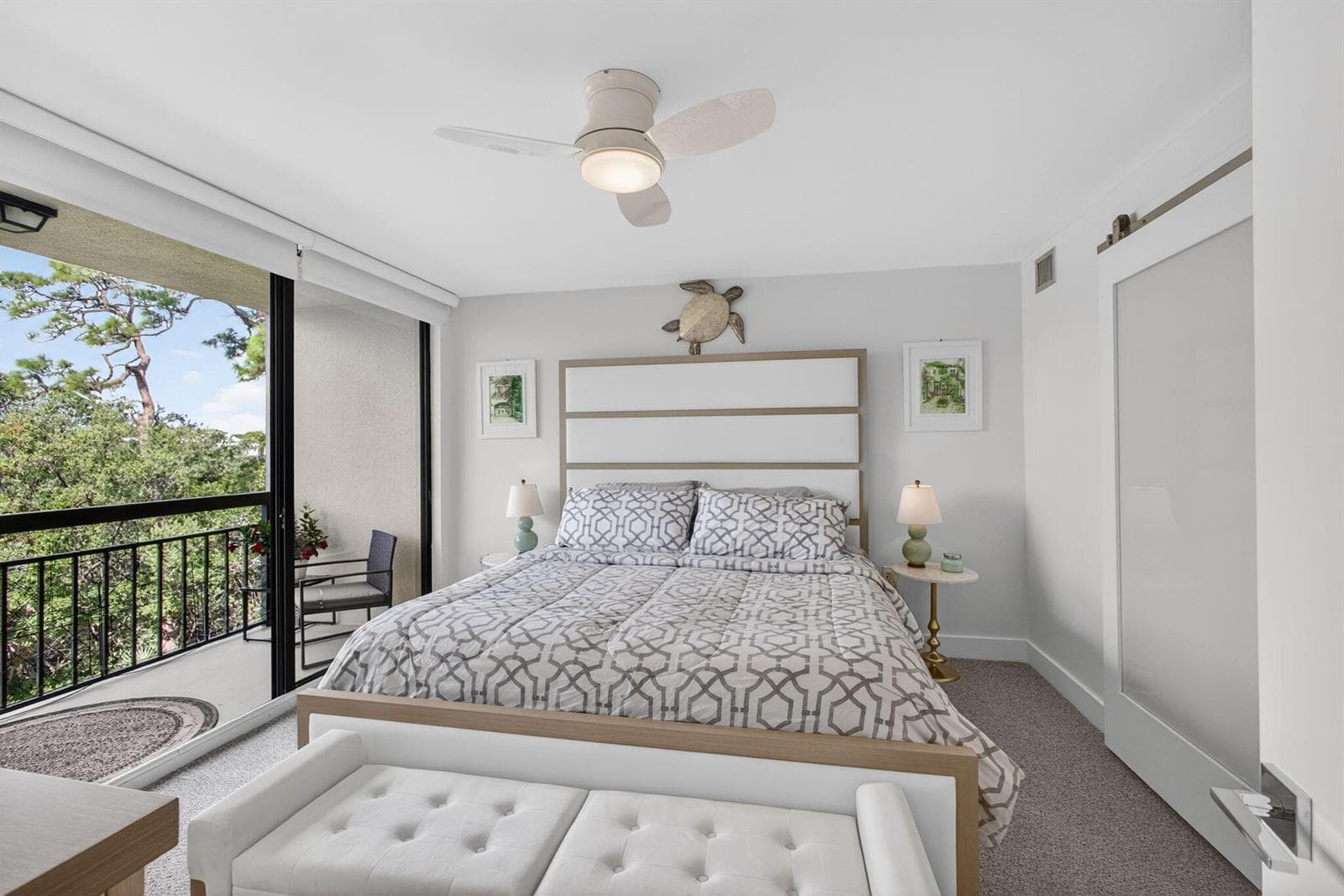 1901 MARINA ISLE Way 304 photo 19