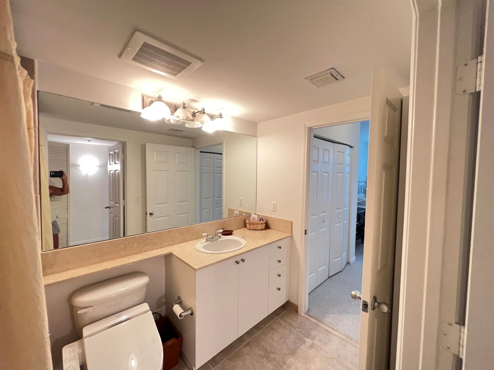 100 NE 6th Street 307 photo 16