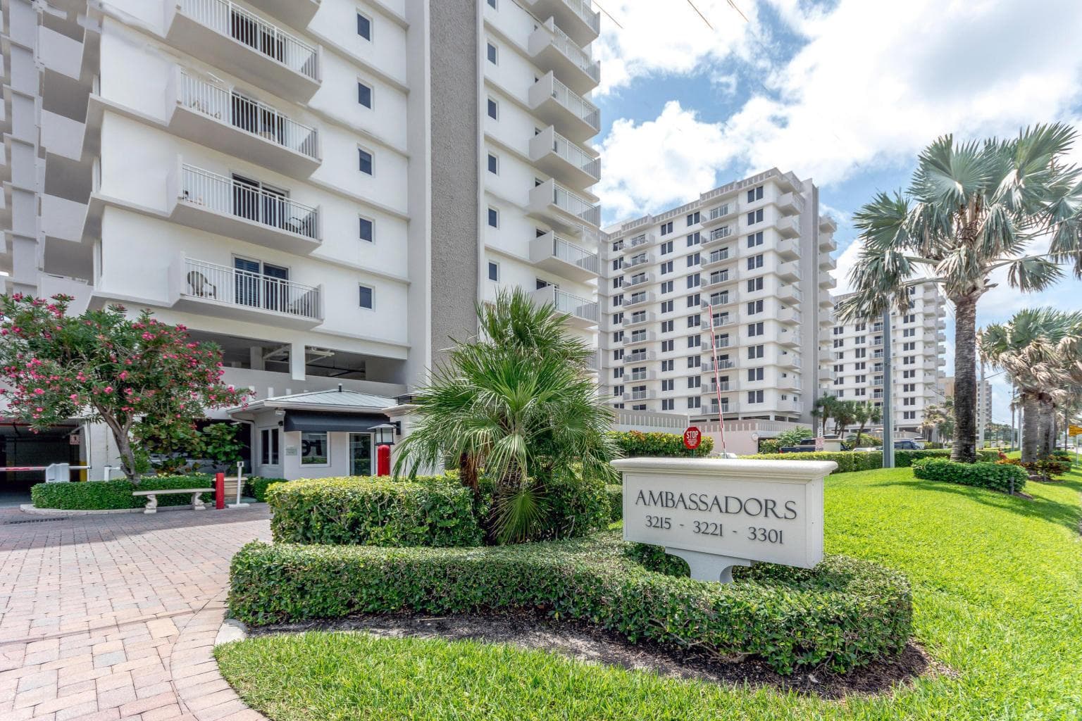 3221 S Ocean Boulevard 704 photo 5