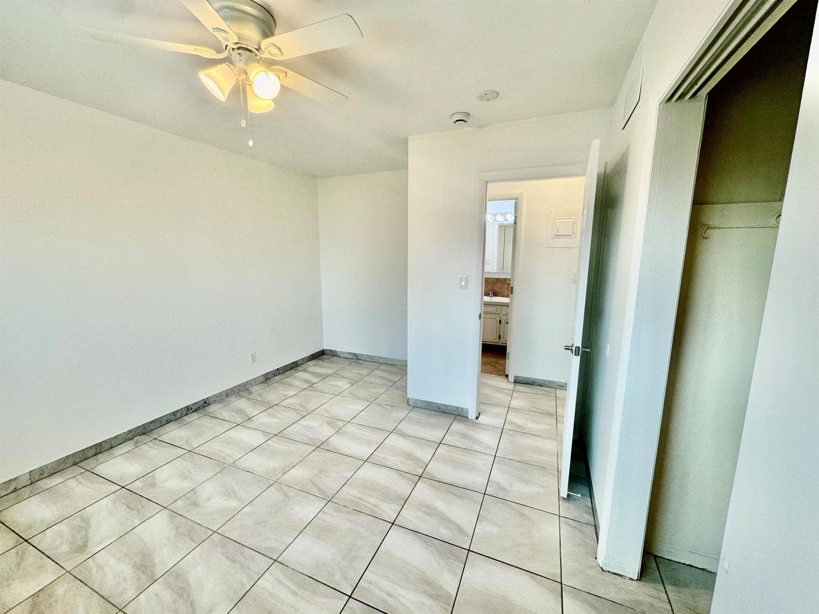 1425 NW 10th Street 3 photo 22