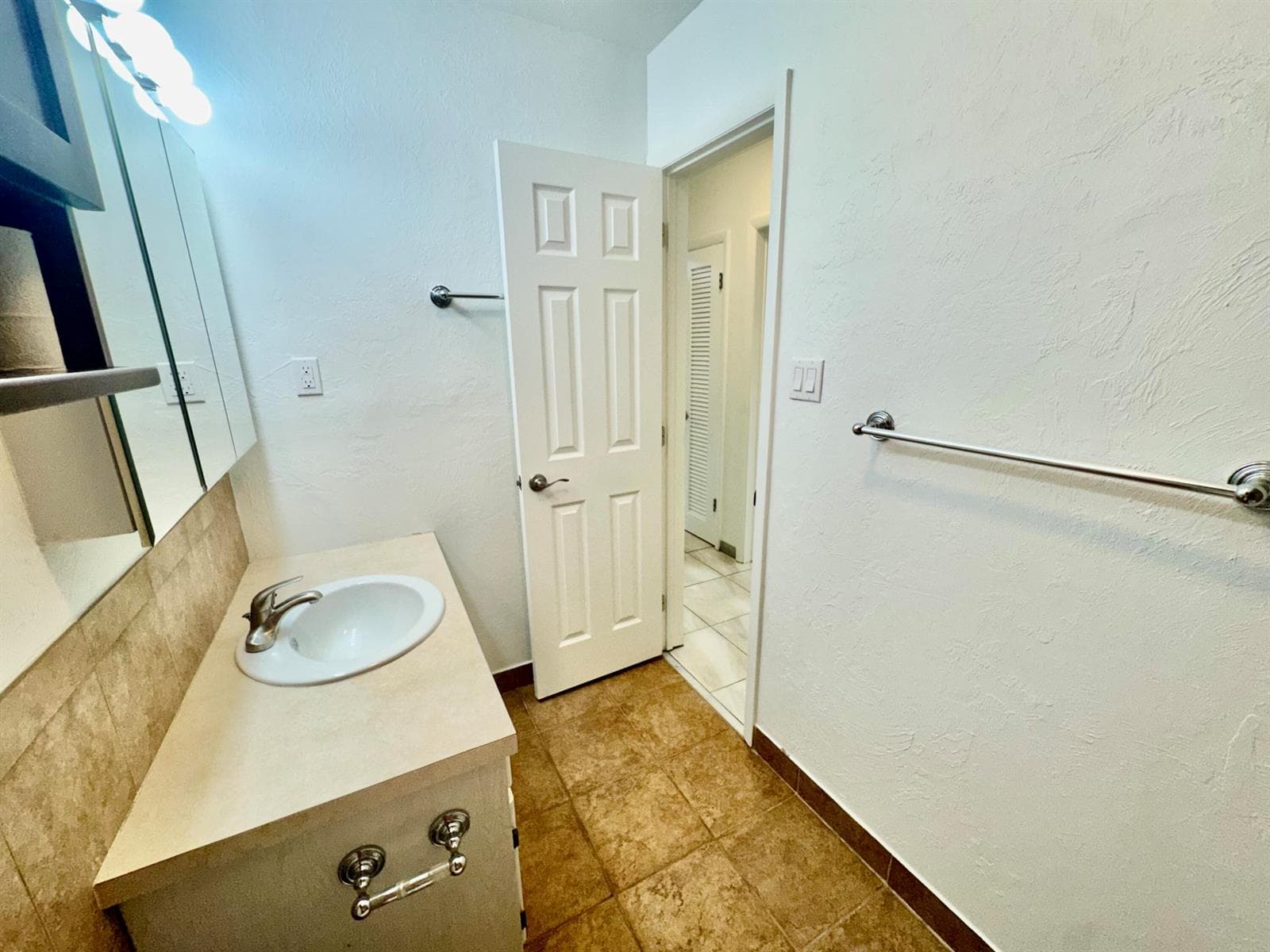 1425 NW 10th Street 3 photo 24