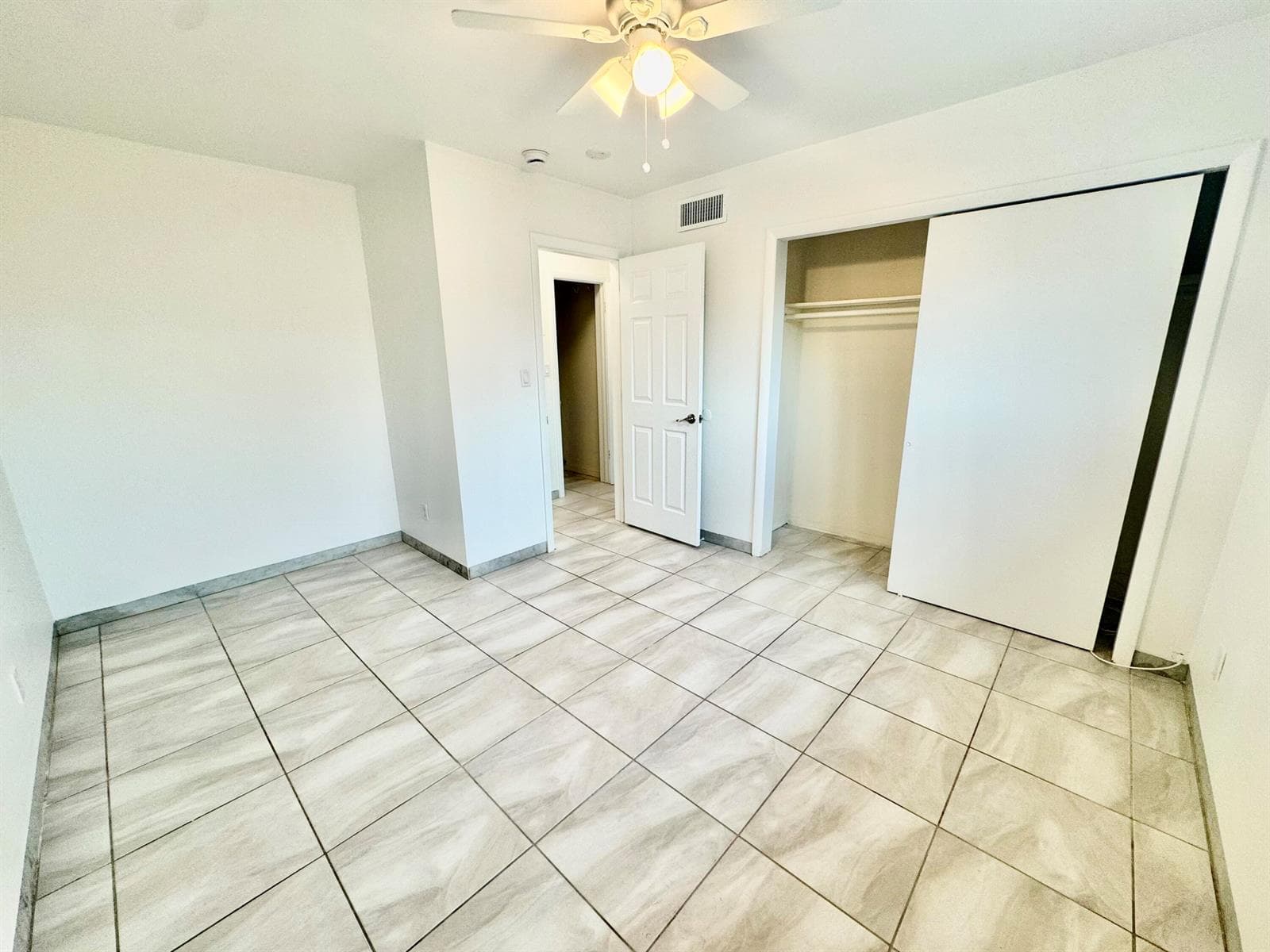 1425 NW 10th Street 3 photo 19