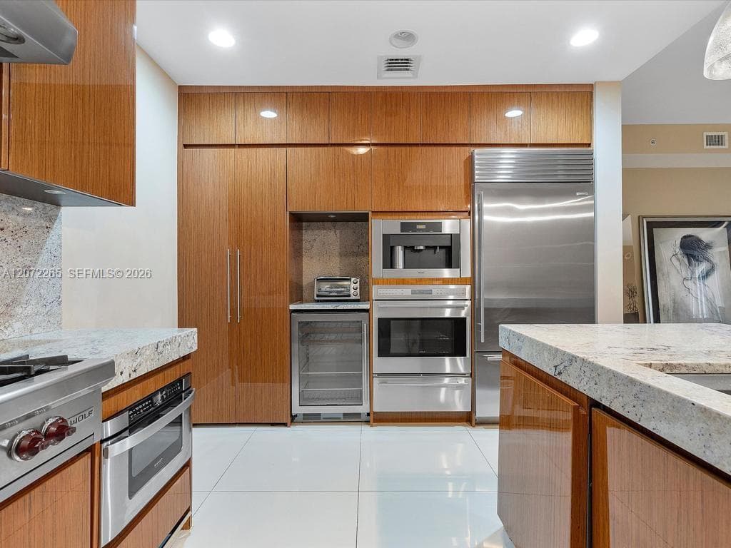 9705 Collins Ave 1804N photo 5