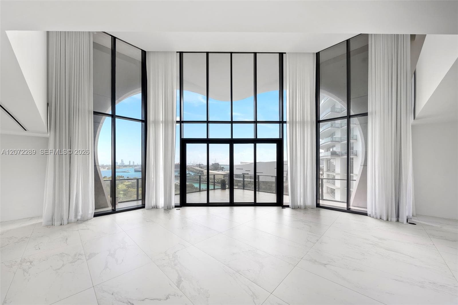 1000 Biscayne Blvd Town House 1201 photo 2