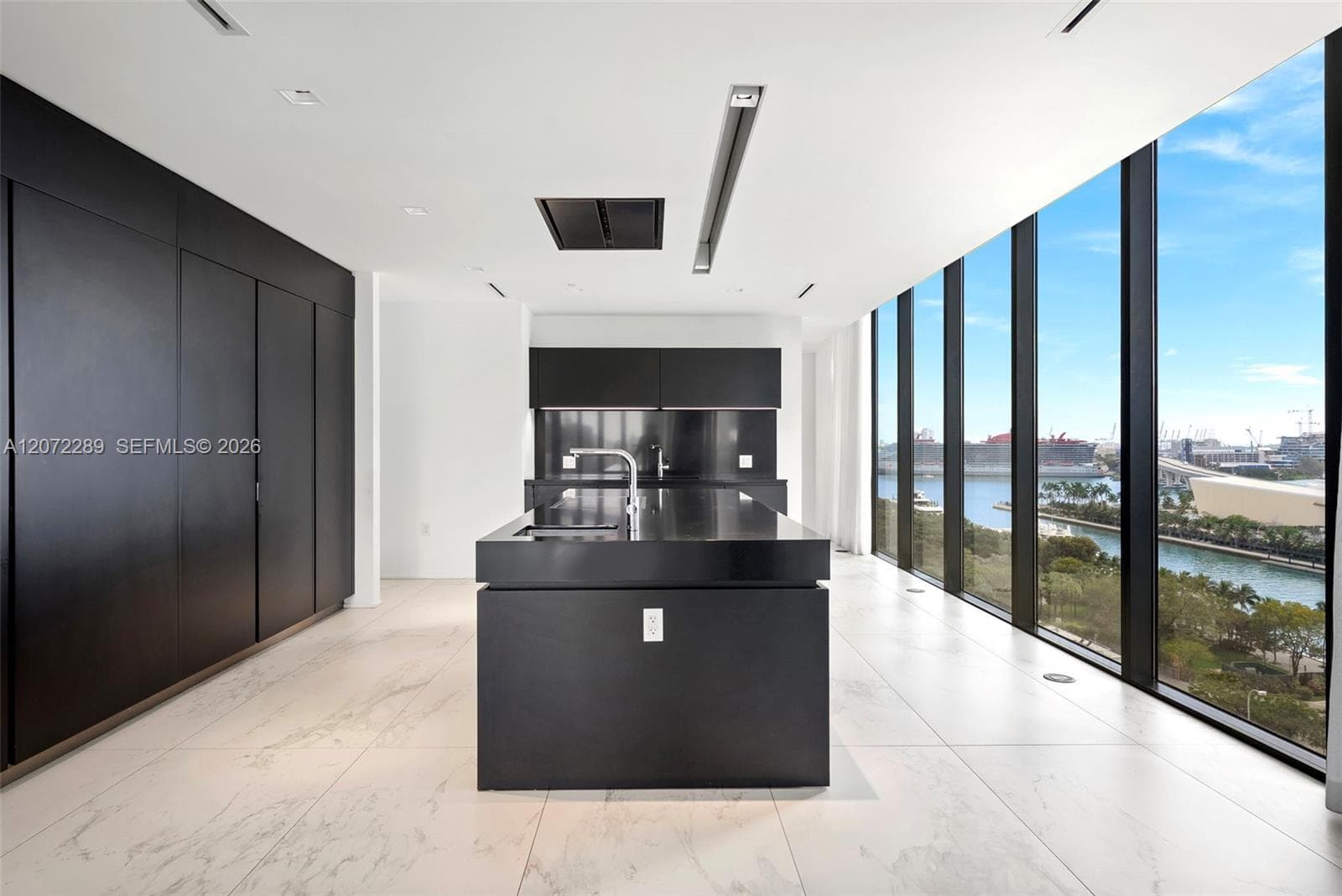 1000 Biscayne Blvd Town House 1201 photo 14