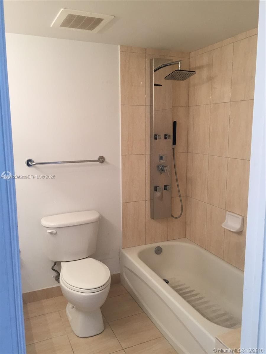 1750 N Bayshore Dr 2908 photo 13