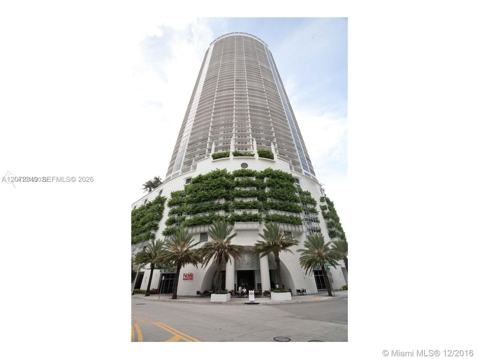1750 N Bayshore Dr 2908 photo 1