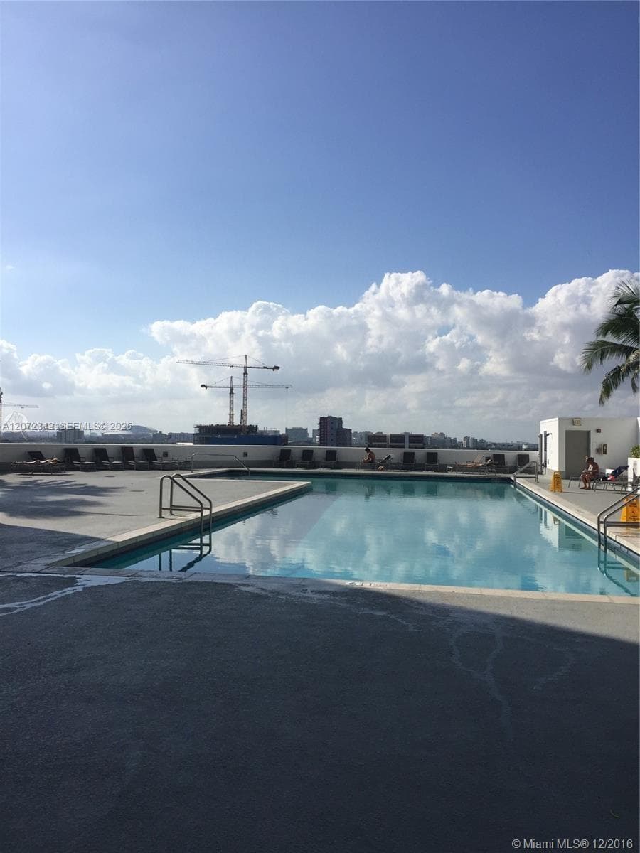 1750 N Bayshore Dr 2908 photo 24