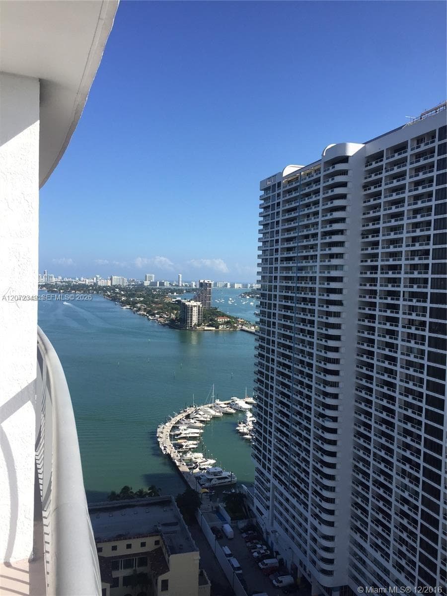 1750 N Bayshore Dr 2908 photo 11