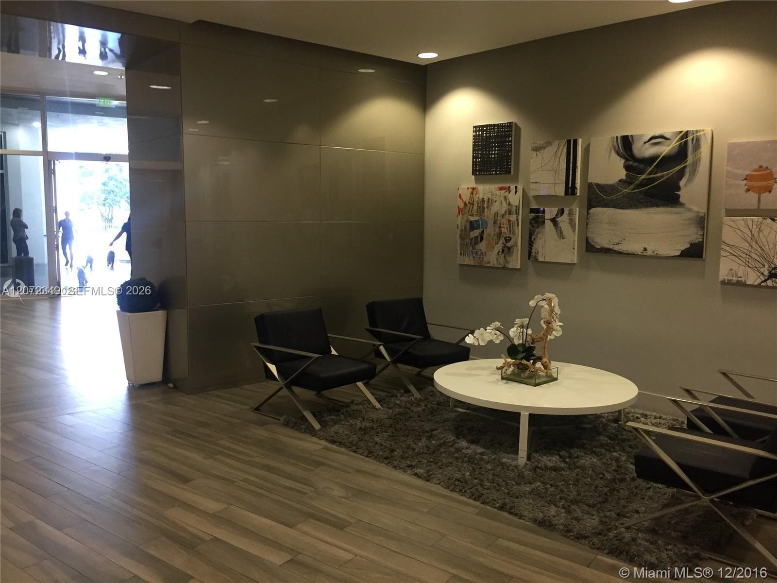 1750 N Bayshore Dr 2908 photo 4