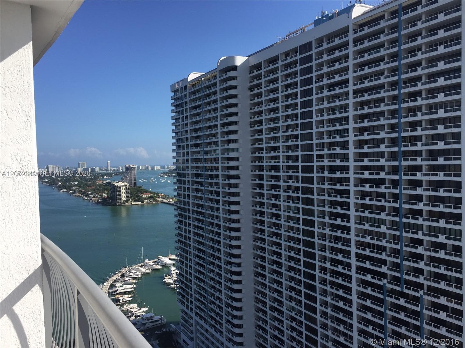 1750 N Bayshore Dr 2908 photo 8