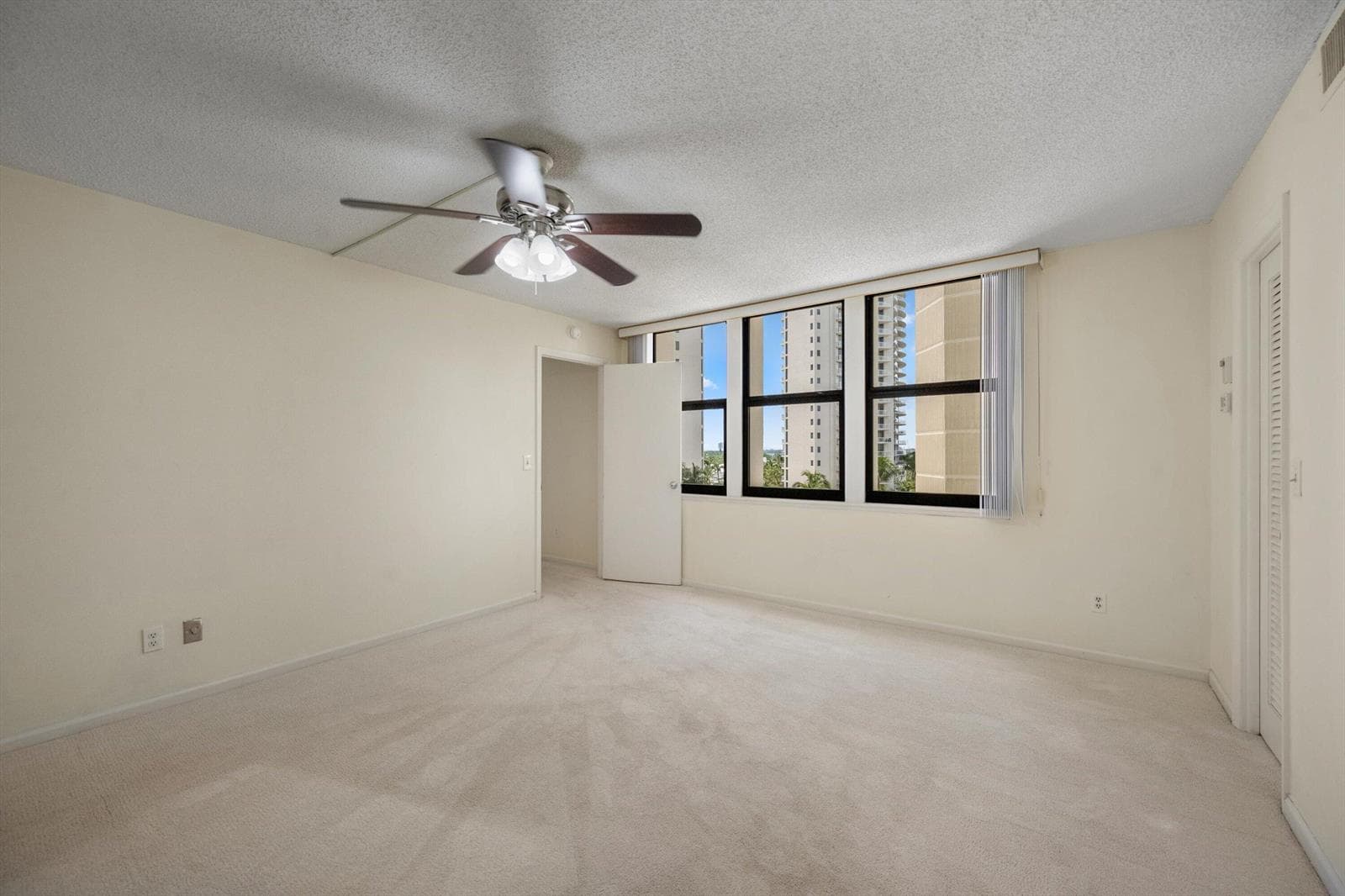 2800 N Ocean Drive A-8B photo 17