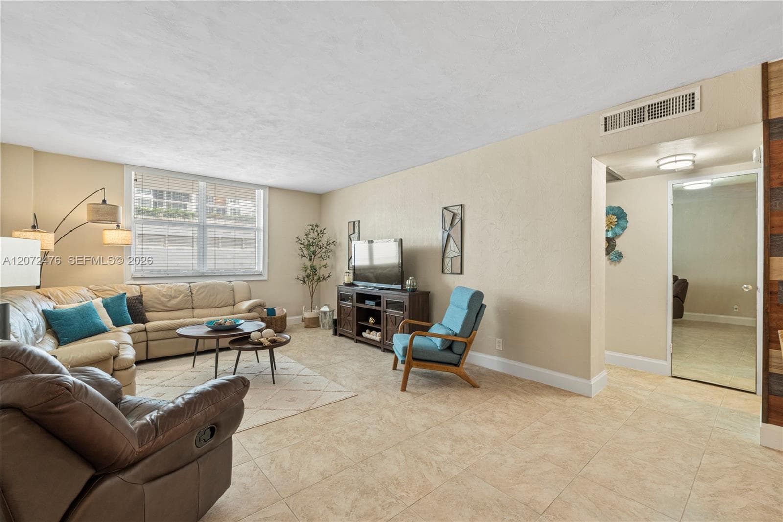 4250 Galt Ocean Dr 1L photo 7