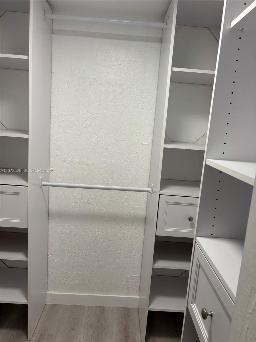701 Three Islands Blvd 320 photo 21