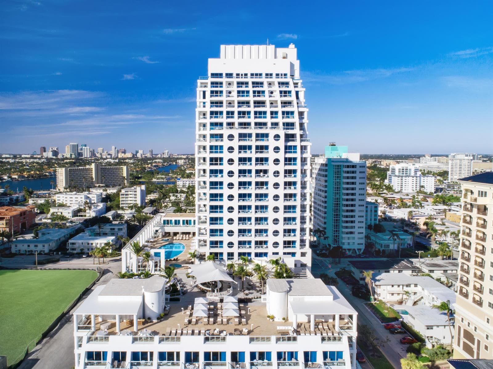 551 N FORT LAUDERDALE BEACH Boulevard H1011 photo 20